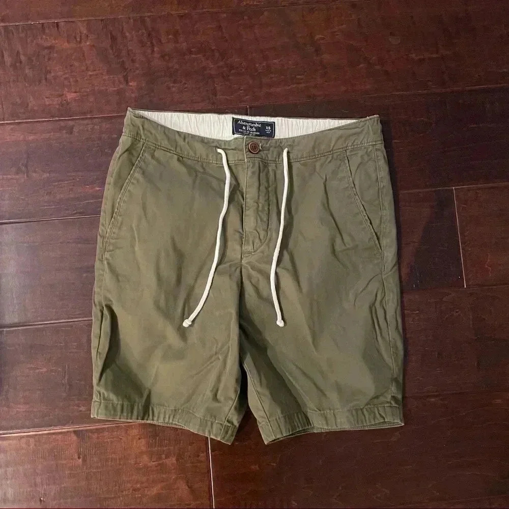 Abercrombie & Fitch Pull On Green Shorts